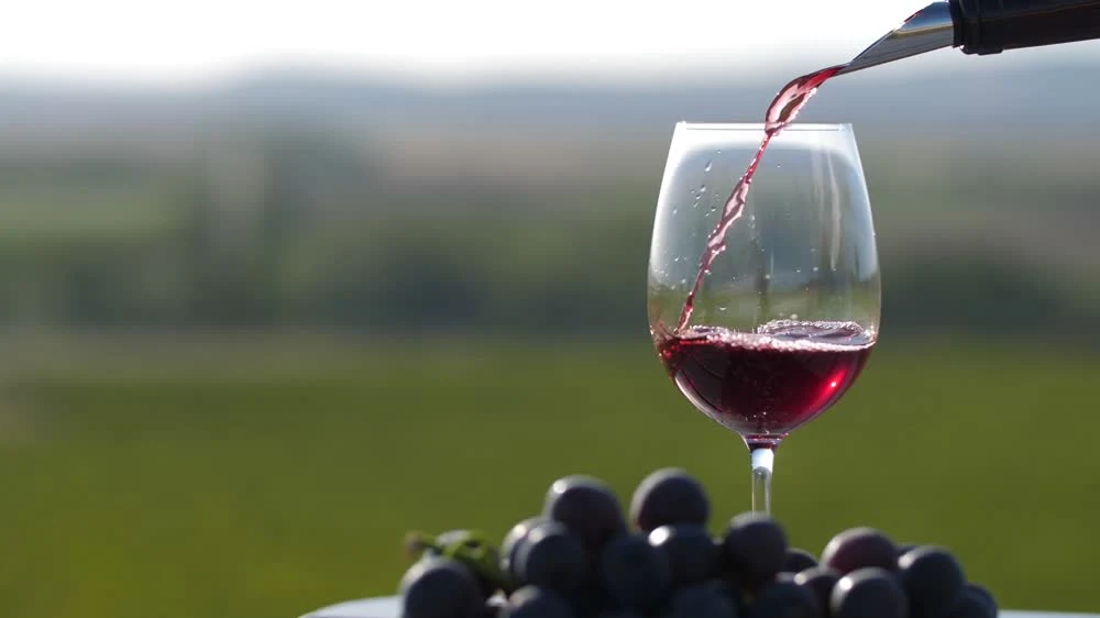 Una copa de vino para compartir